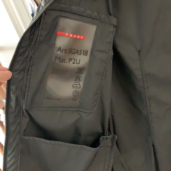 PRADA JACKET - Picture 7 of 7